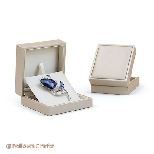 Brooch Box Logo
