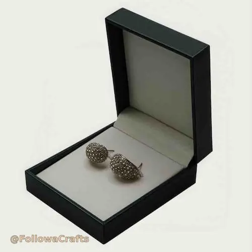 Tie Pin Box